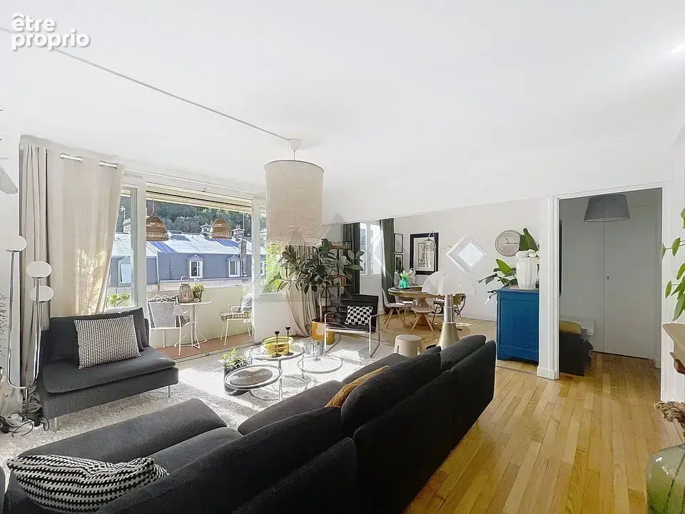A  VENDRE  QUIMPER PALAIS DE JUSTICE Appartement  5 pièces 105 m2 dernier étage - photo 3