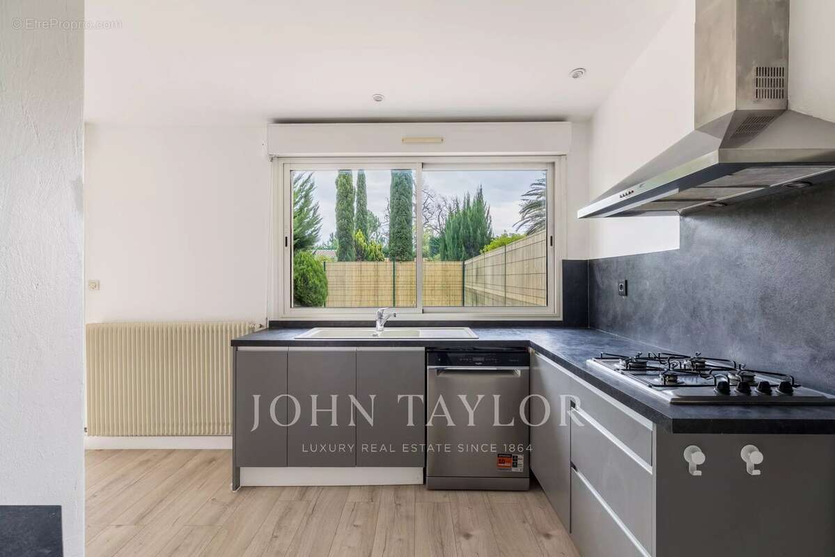 Maison à LE BOUSCAT