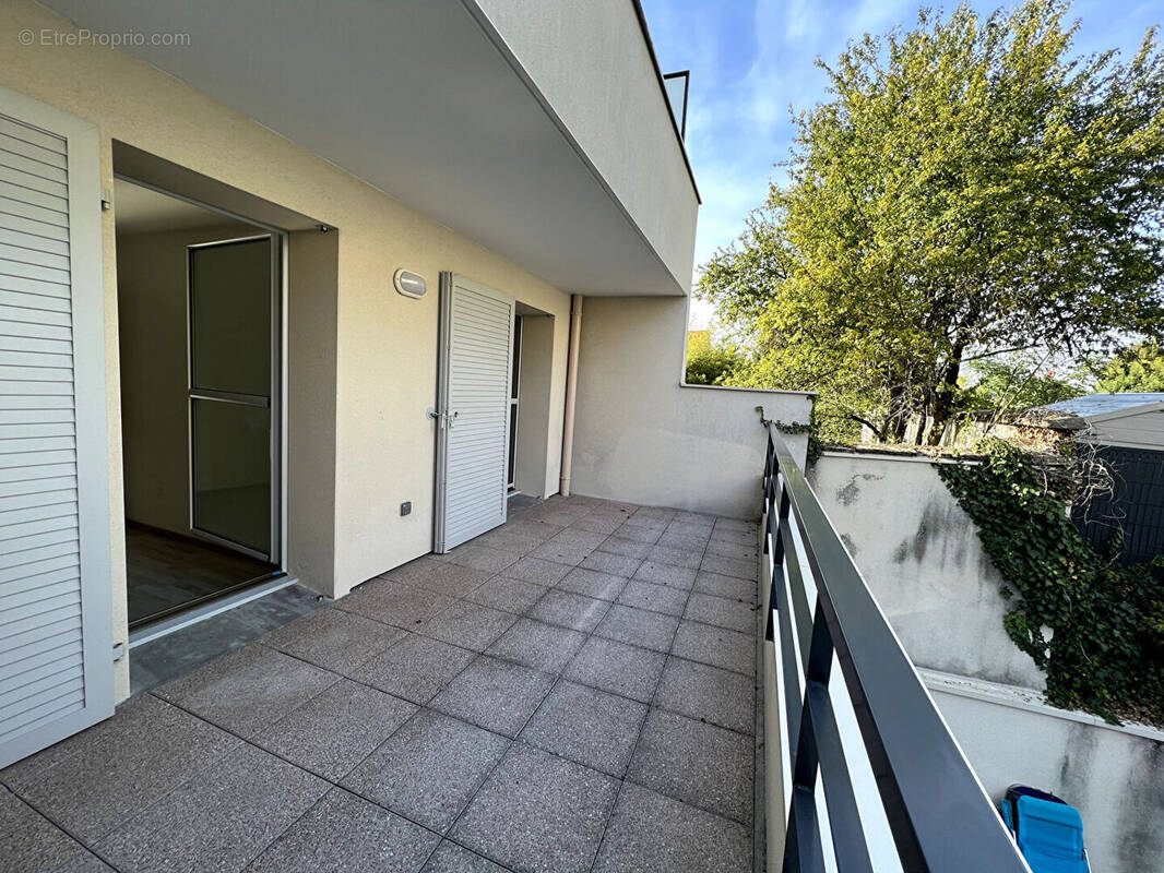 Appartement à BRIE-COMTE-ROBERT