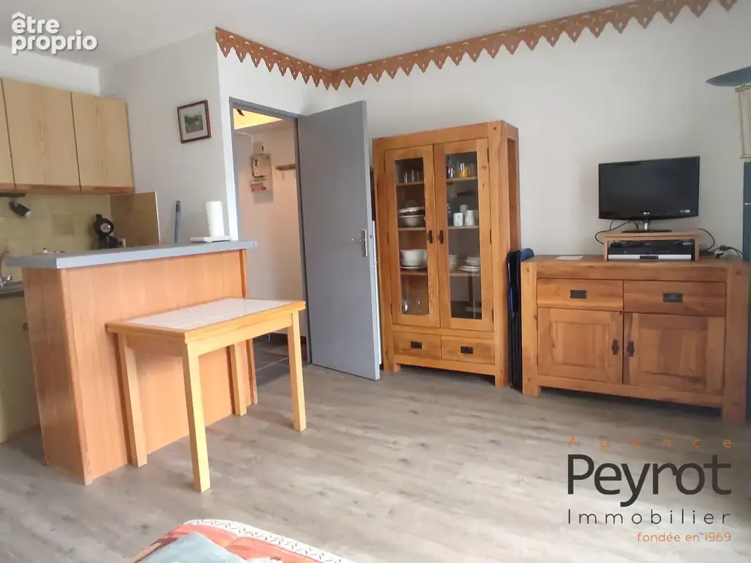 Appartement 30 m² à Les Angles  - photo 2