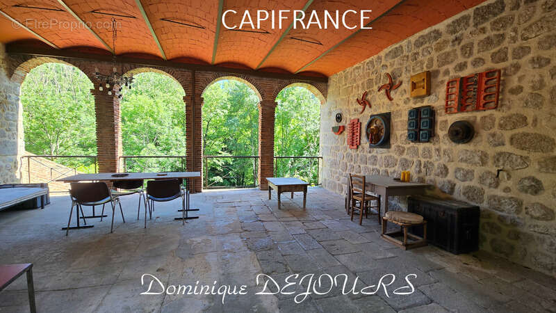 Grande maison bourgeoise de 400m² habitable et son parc de 9700m²au bord de la rivière La Glueyre - photo 14