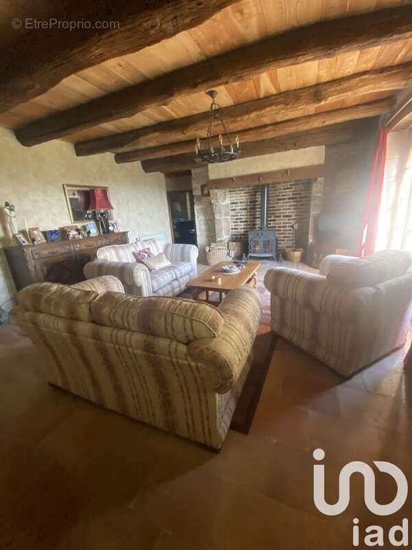 Maison 207 m² à Cestayrols  - photo 7