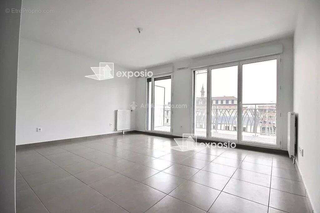 Appartement à COLOMBES