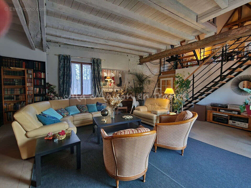 Maison à SAINT-POURCAIN-SUR-SIOULE