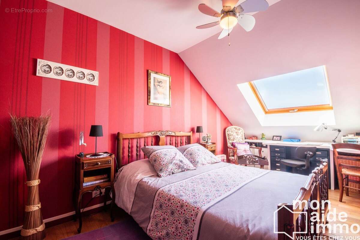 Appartement à ONET-LE-CHATEAU