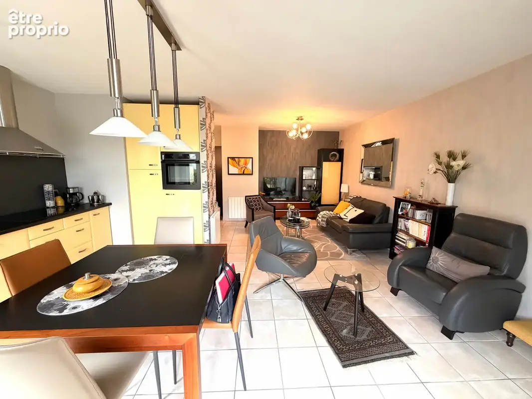 Appartement 2 pièces 47 m2 sur le port de Vannes avec jardin et terrasse - photo 2