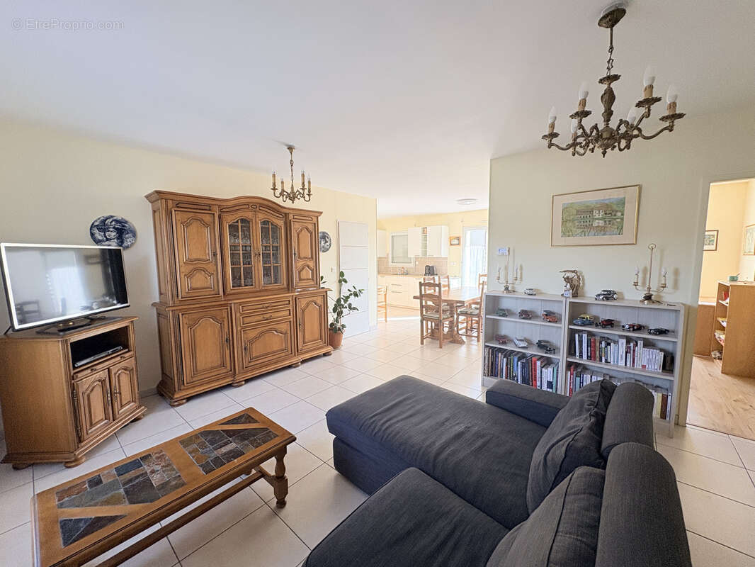 Maison à COURVILLE-SUR-EURE