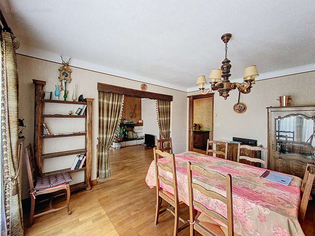 Maison à LEROUVILLE