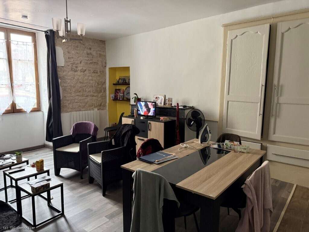 Maison à RUFFEC