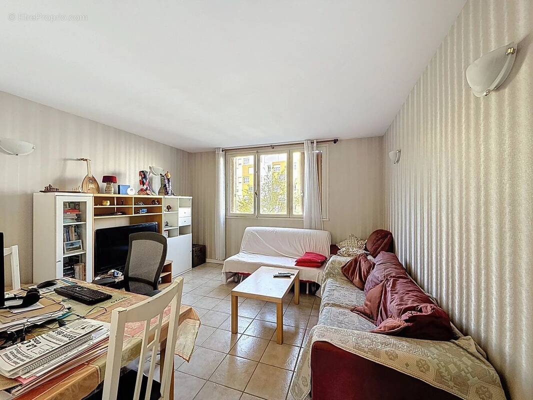 Appartement à VITRY-SUR-SEINE