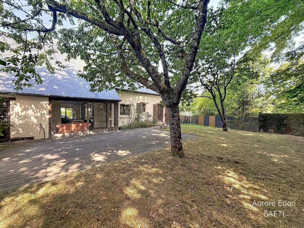 Maison 223 m² à Armaille  - photo 2