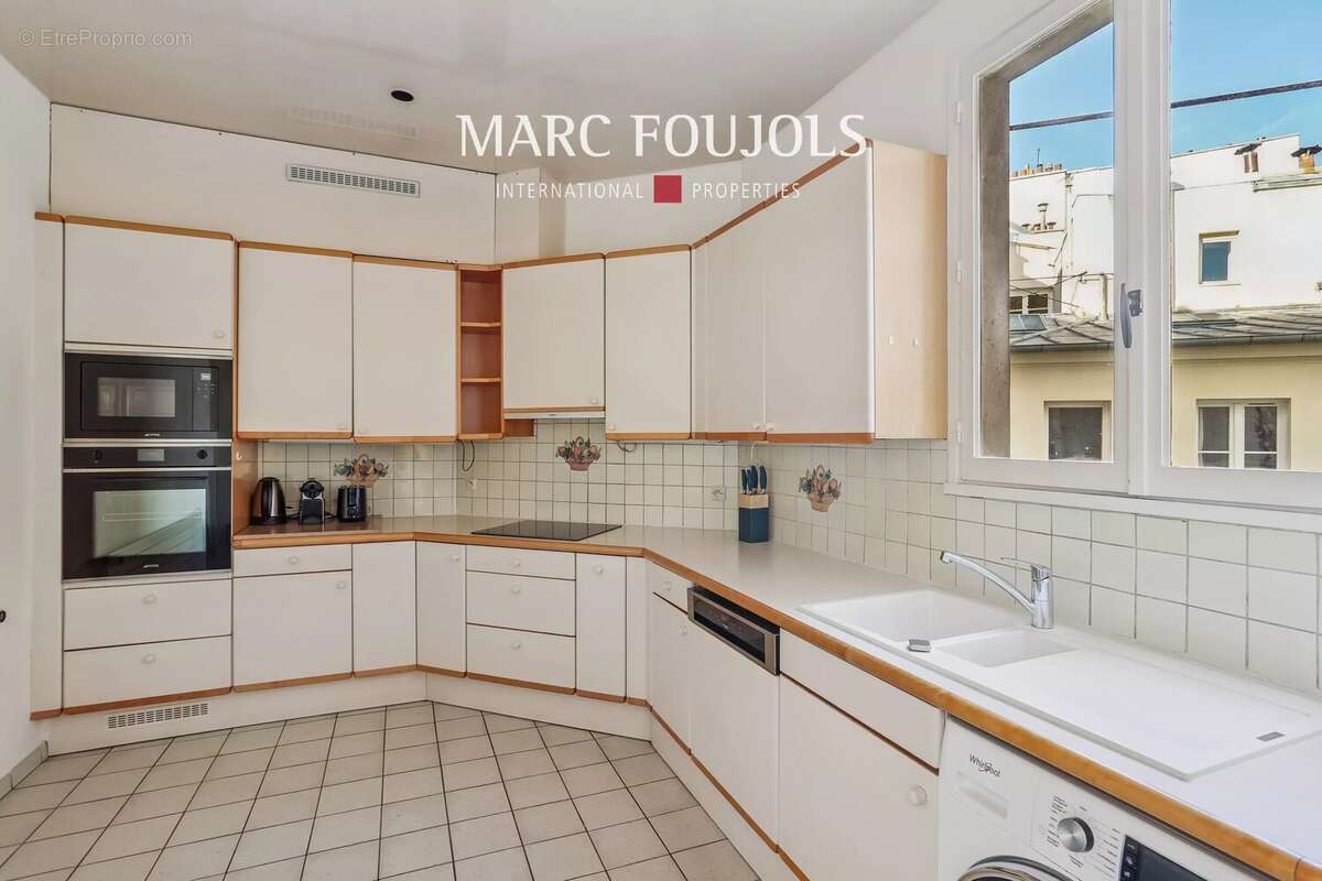 Appartement à PARIS-6E