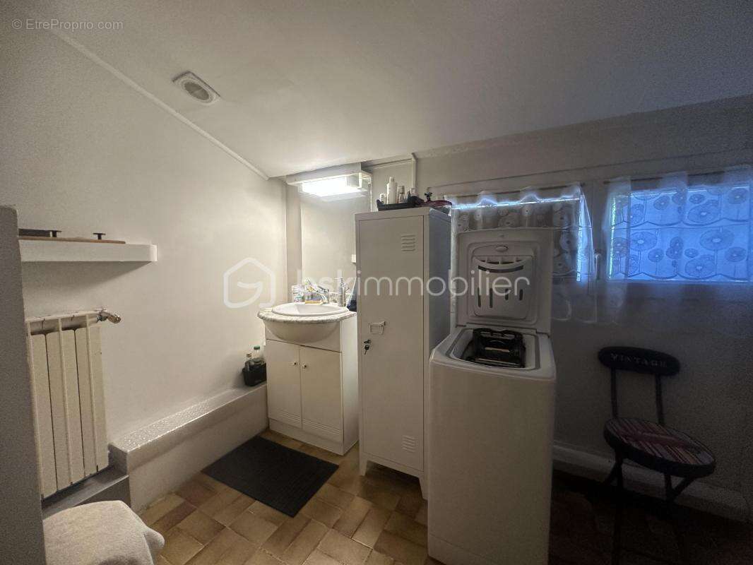 Appartement à SAINT-MARTIN-DE-VALGALGUES