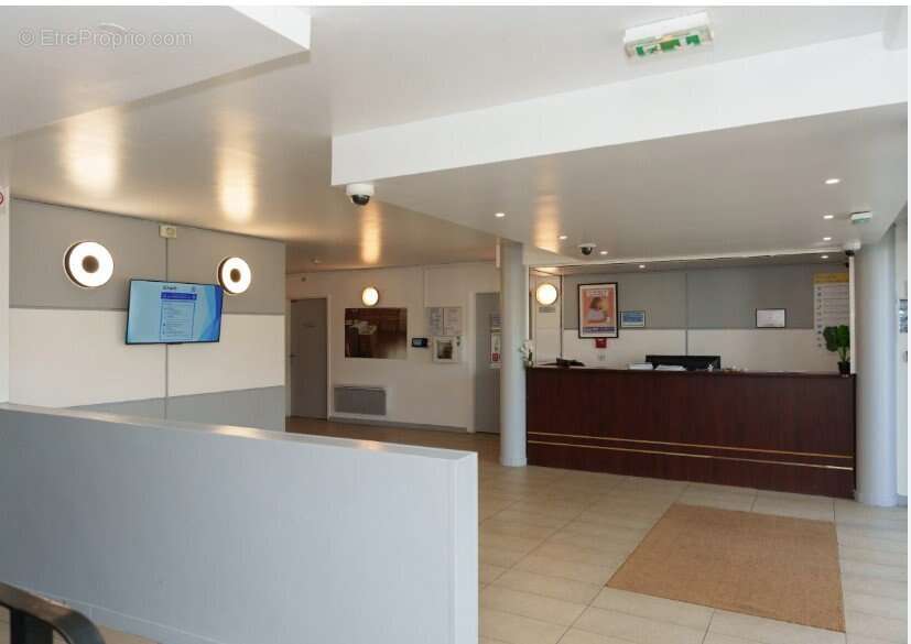 INVESTISSEMENT LOCATIF  Le Port-Marly  Résidence d'Affaires Serena - 5,49% de rentabilité - photo 7