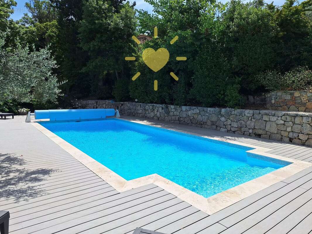 Bastide provencale renovee au calme accessible a pied du village - photo 27