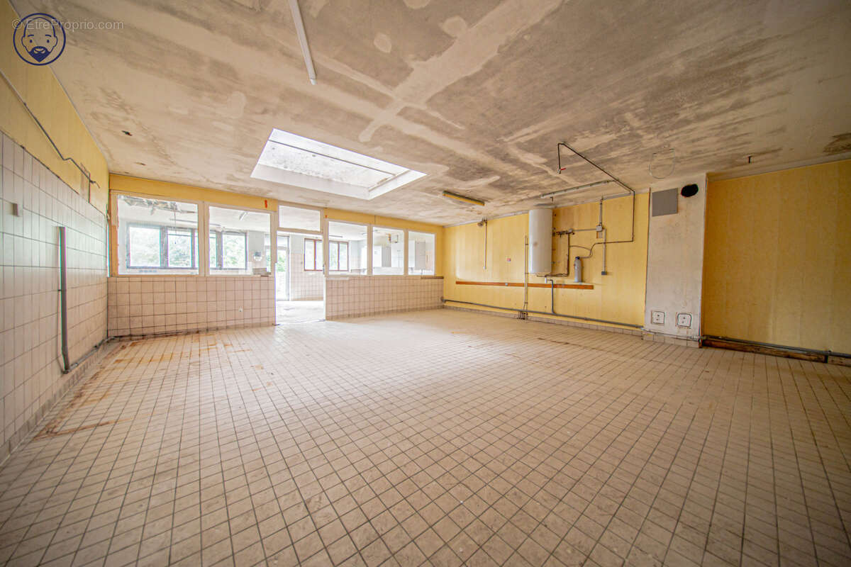 Maison à GONDRECOURT-LE-CHATEAU