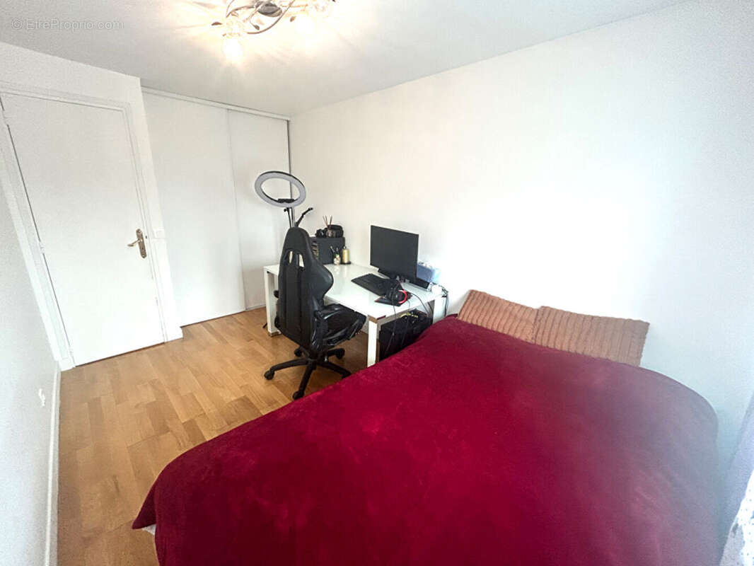 Maison à PARAY-VIEILLE-POSTE