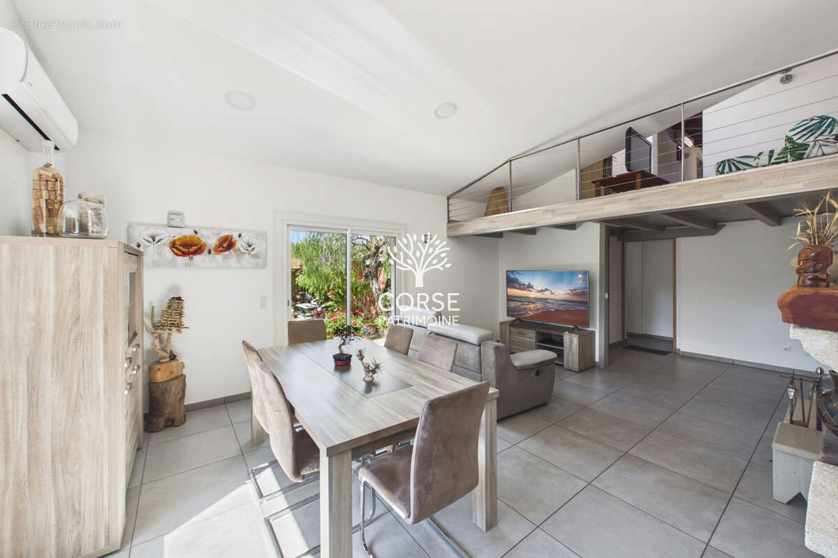 Maison de 160m2 à Porto-Vecchio - photo 5