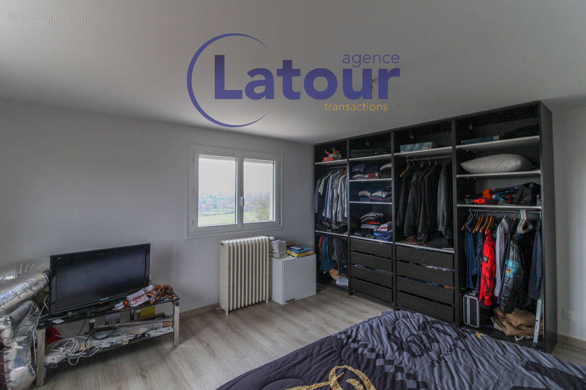 Commerce à VERNOUILLET