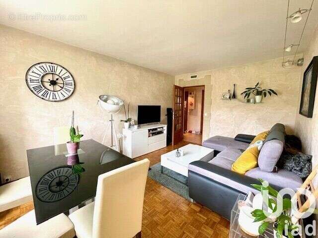 Photo 3 - Appartement à COUBRON