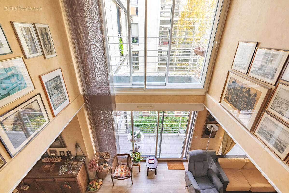 Appartement à PARIS-18E