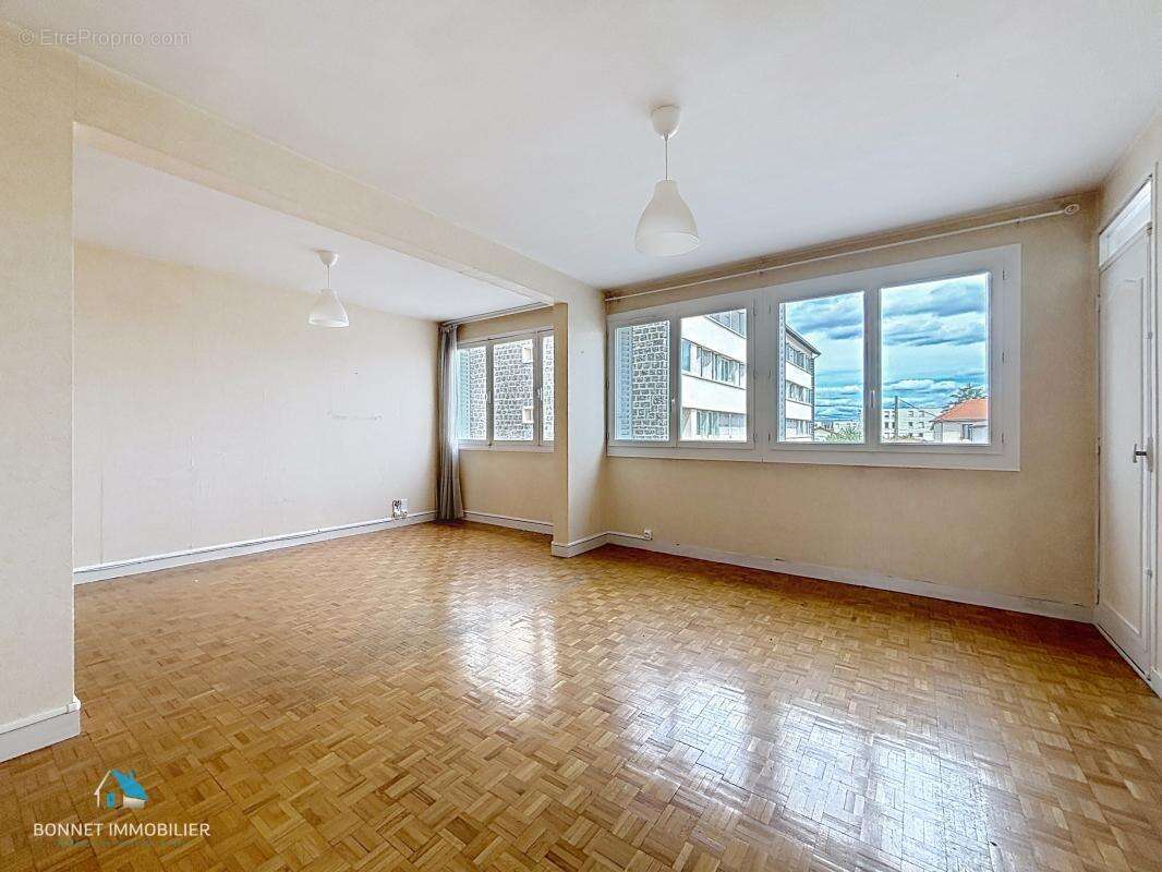 Appartement à CLERMONT-FERRAND