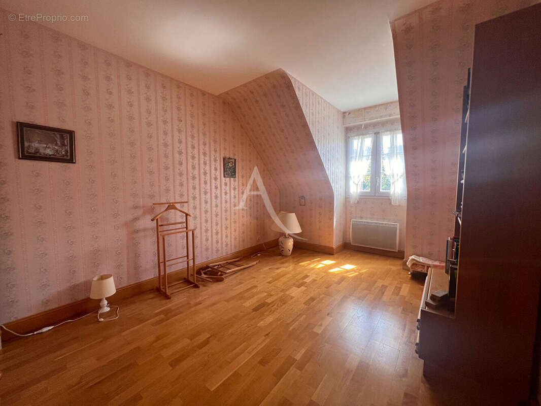 Maison à MONTRICHARD