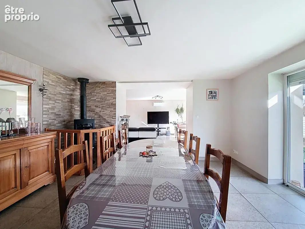 Maison - 6 Chambres - Dont 1 suite parentale - Buanderie - Garage - Jardin - photo 12