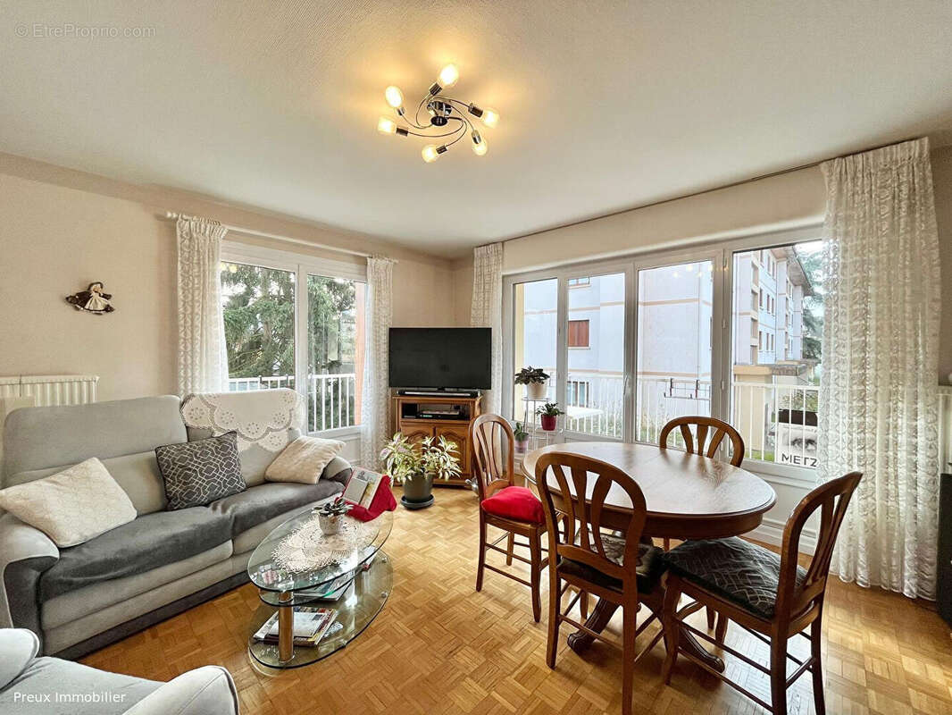 Appartement à MEYTHET