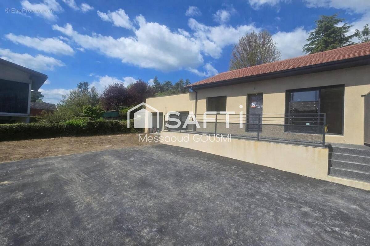 Photo 1 - Maison à LA TOUR-DU-PIN