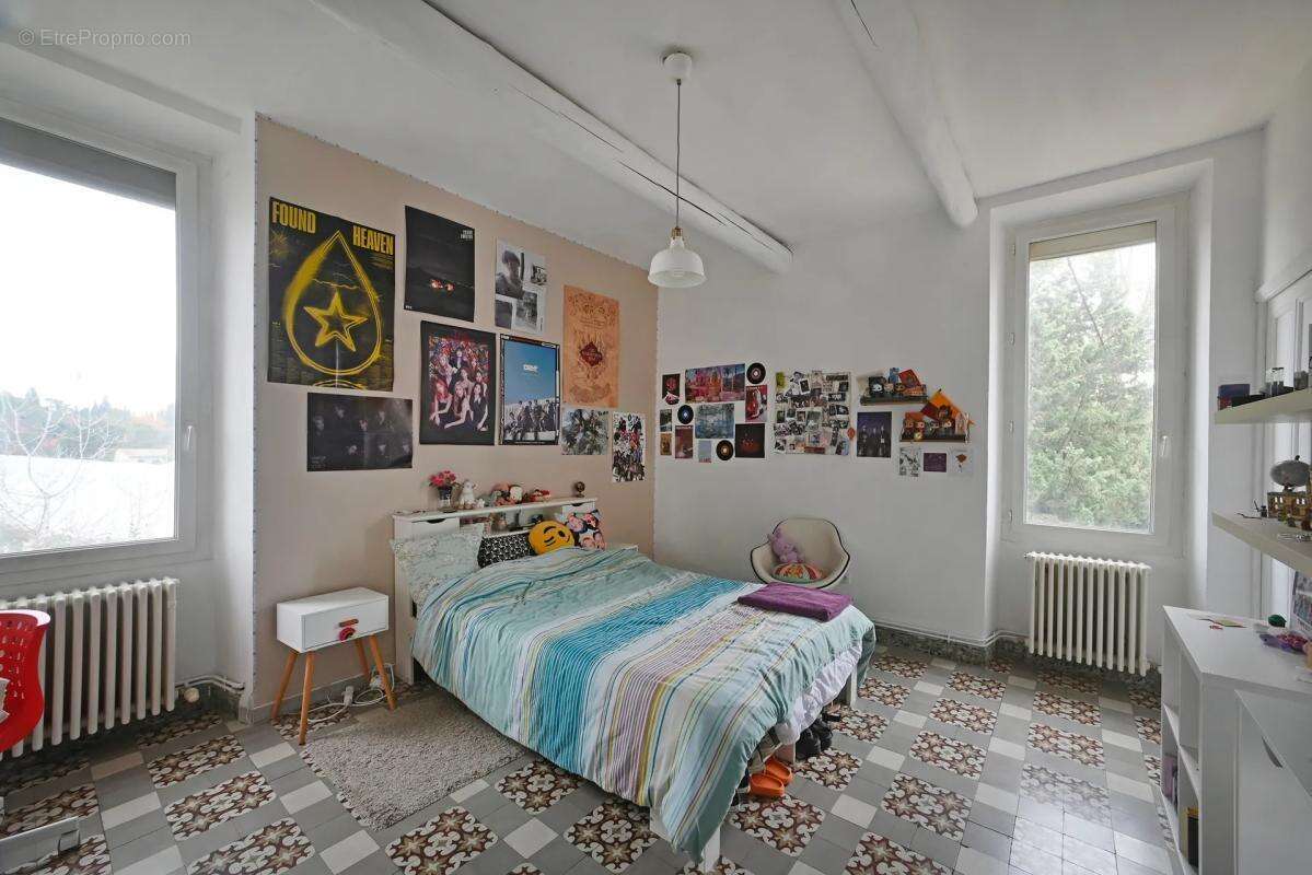 Maison à CHATEAURENARD