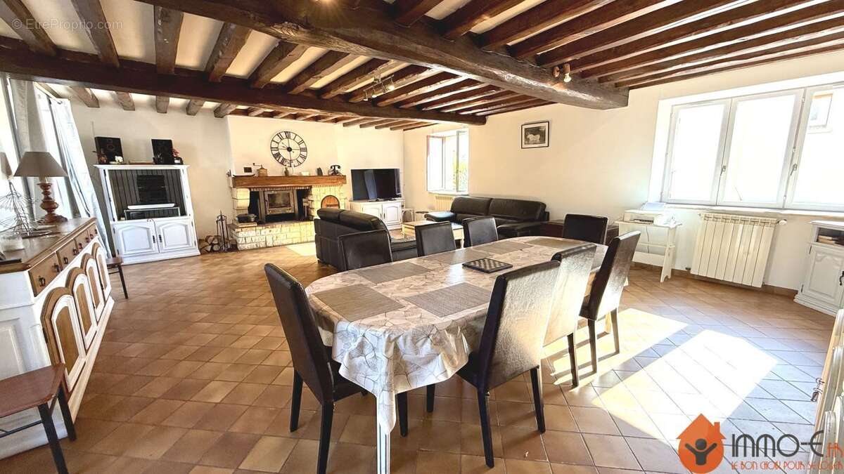 Maison à NANTEUIL-LES-MEAUX