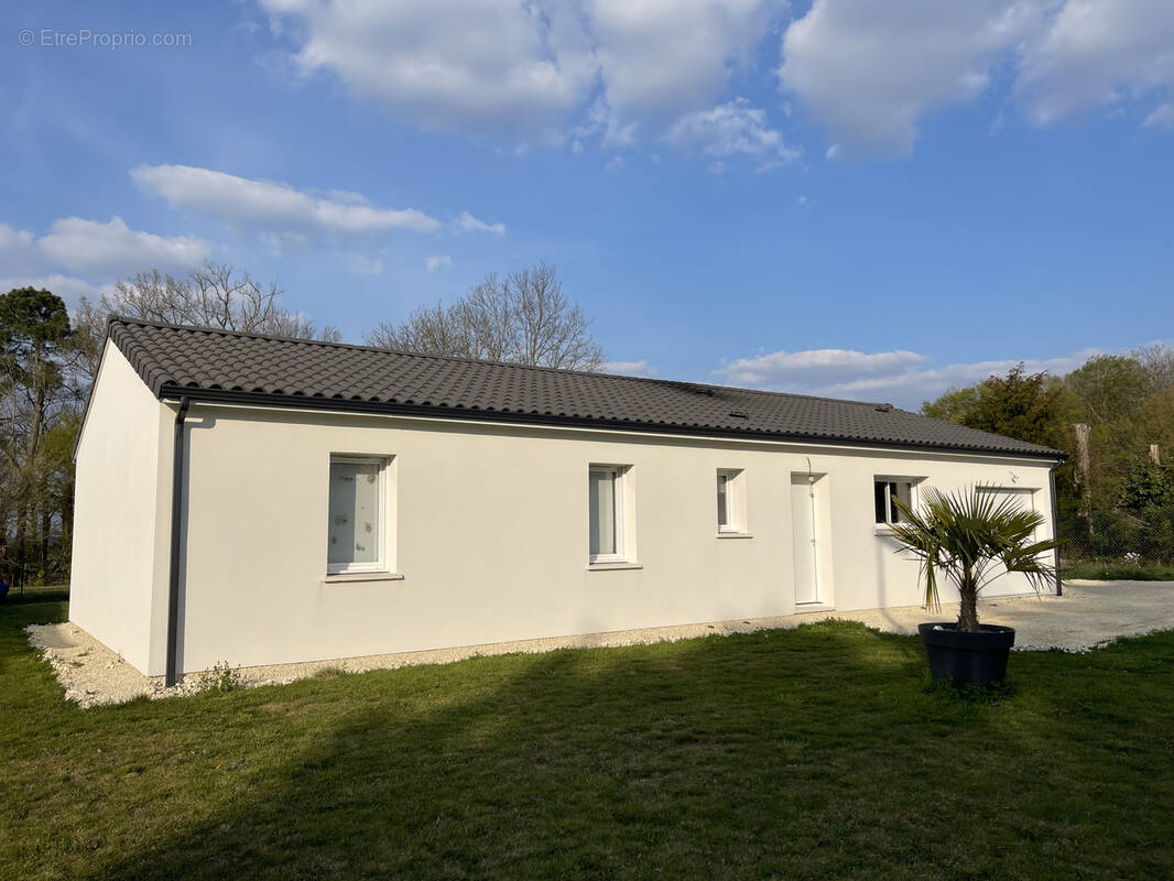 Maison à COULOUNIEIX-CHAMIERS