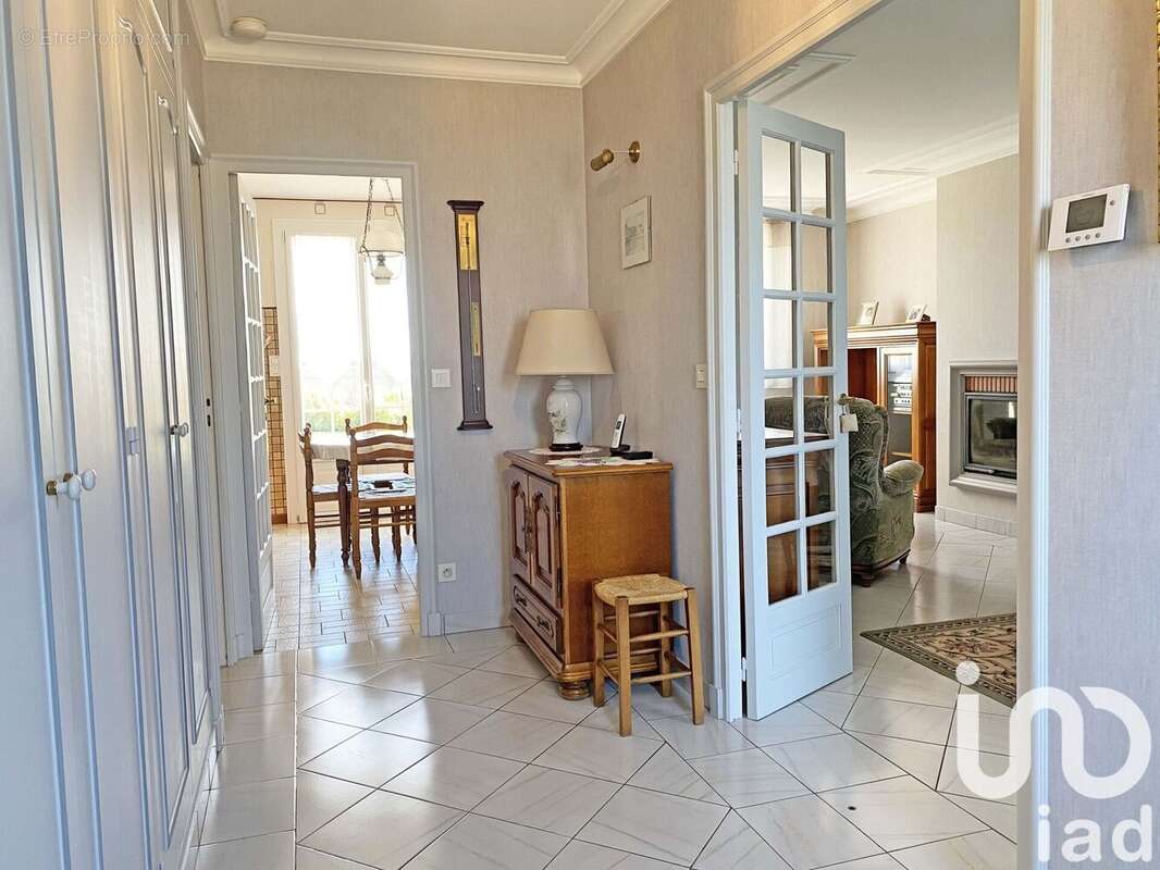 Photo 5 - Maison à VILLEBAROU