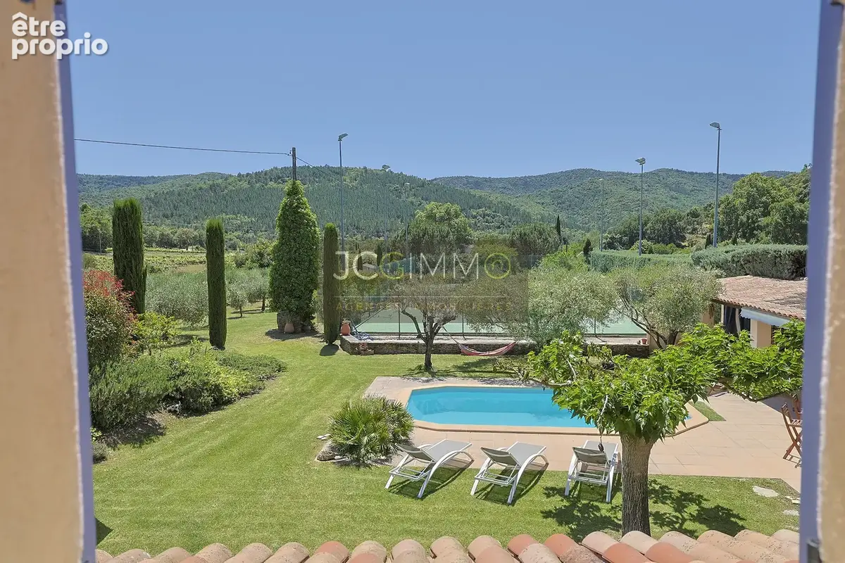 Propriété T7 de 191m2 hab sur terrain 17 573m2 avec piscine et terrain de tennis - photo 19