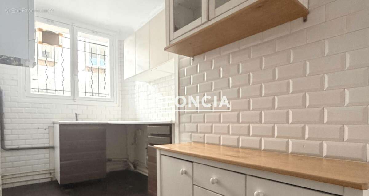 Appartement à PARIS-6E