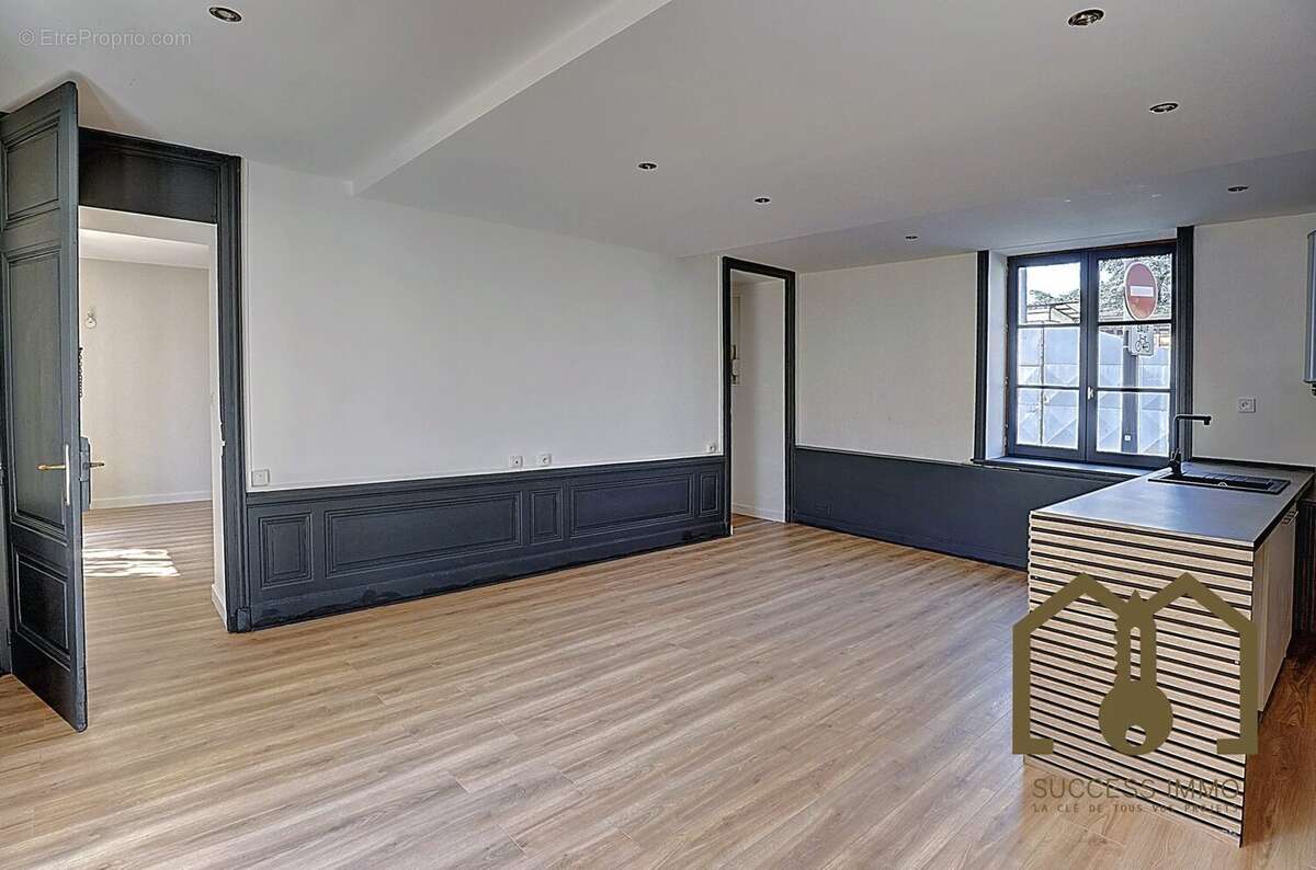 Appartement à VAULX-EN-VELIN