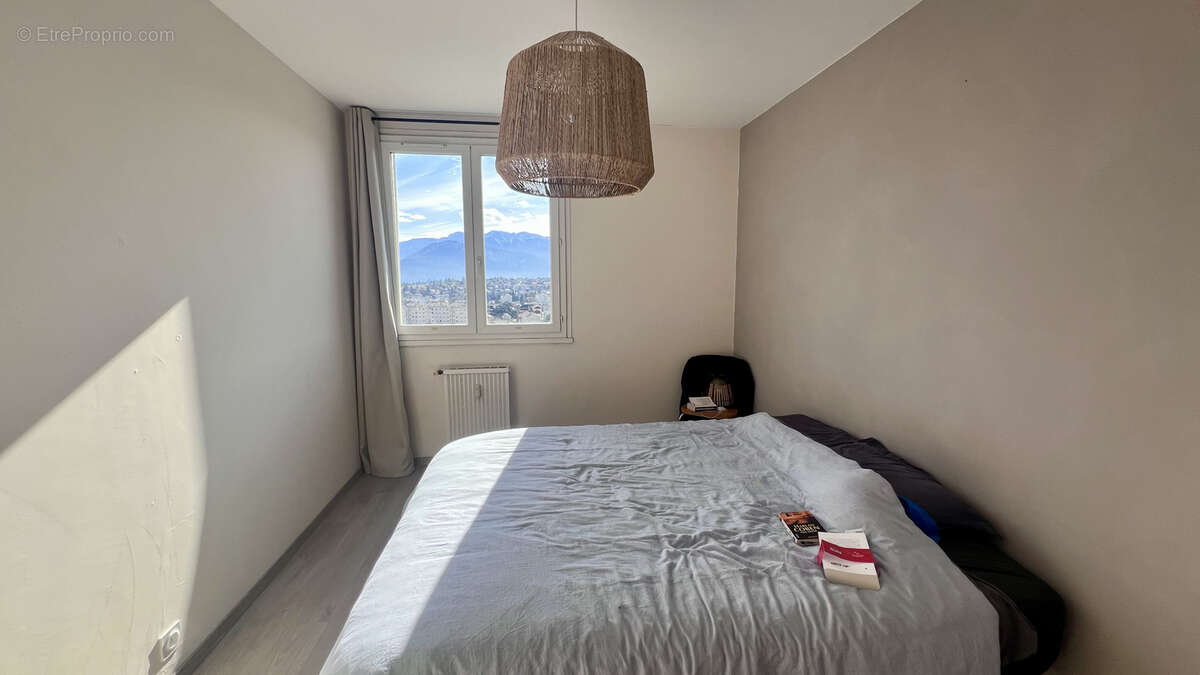 Appartement à VOIRON