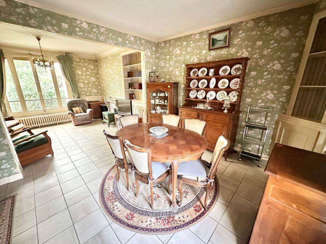 Maison à MANTES-LA-JOLIE