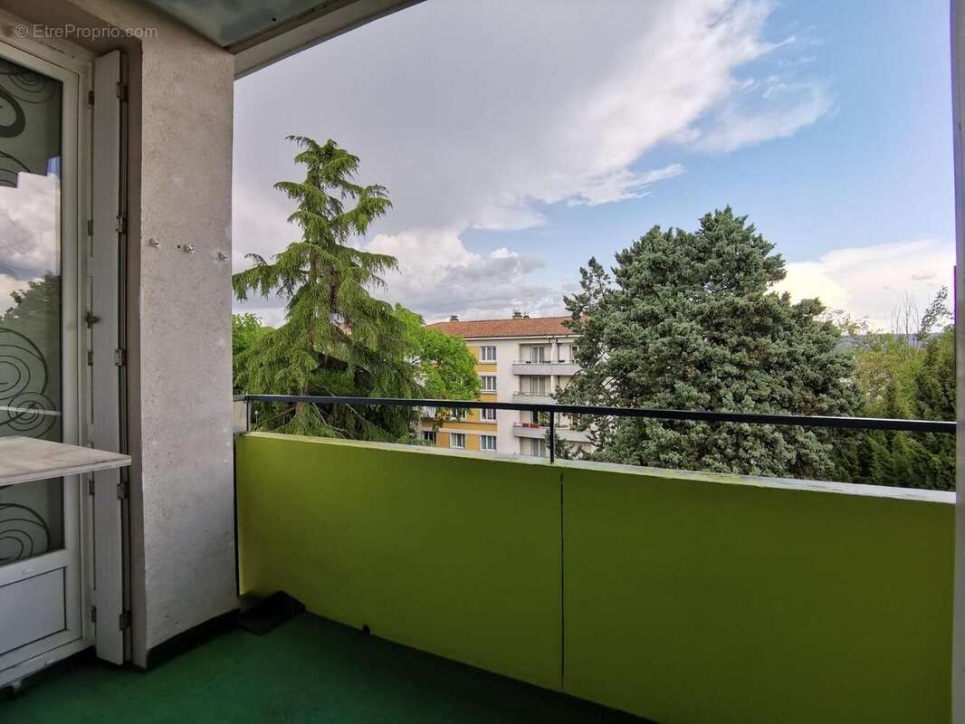   - Appartement à AUBENAS