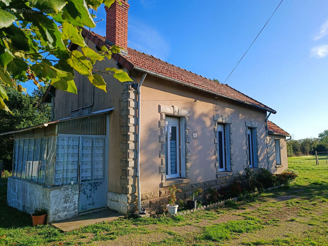 Maison à SANCERGUES