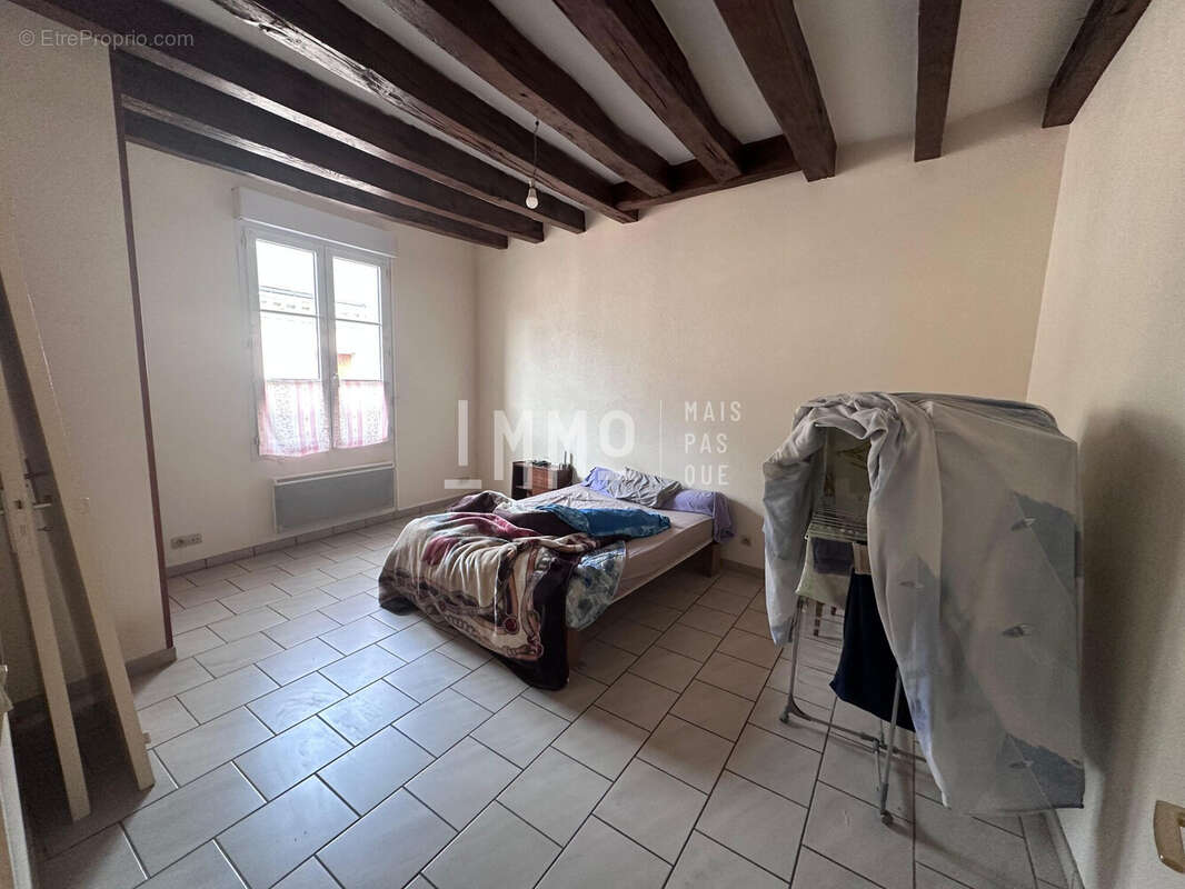 Appartement à LA CHARTRE-SUR-LE-LOIR