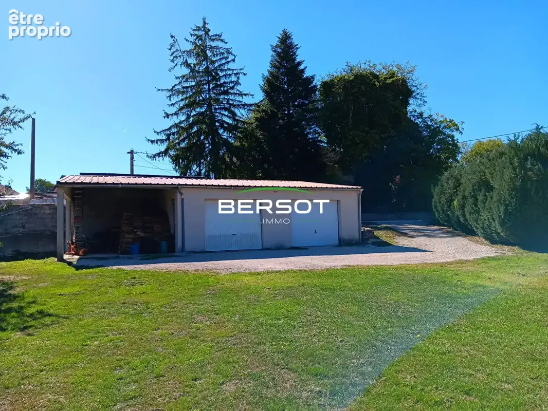 Maison rare et atypique avec un terrain de 2 339 m² - FORT POTENTIEL ! - photo 16