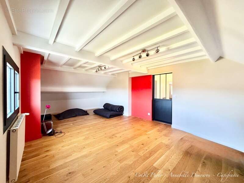 Maison à SAINT-BONNET-PRES-RIOM