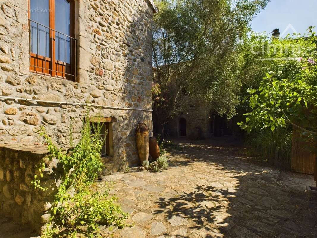 Maison à JOYEUSE