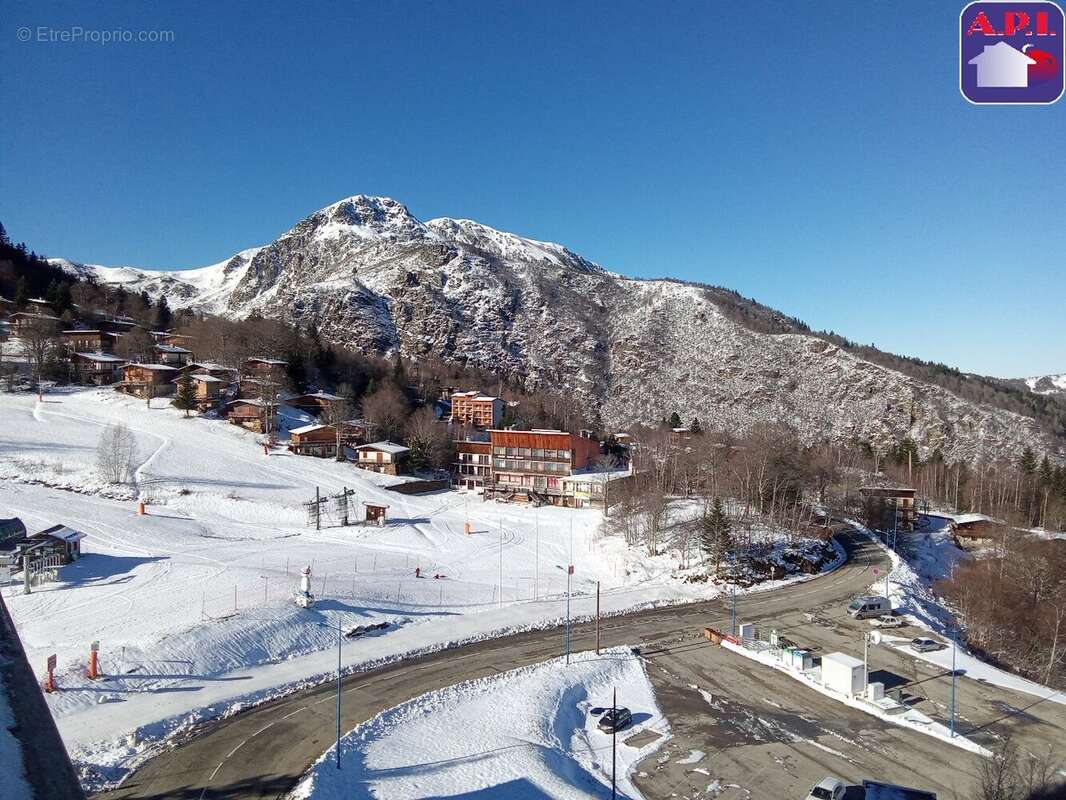 Appartement à VILLENEUVE-D&#039;OLMES