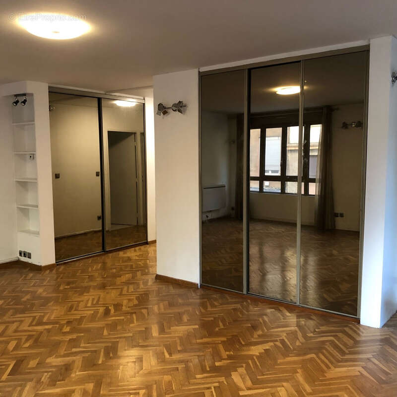 Appartement à LYON-4E