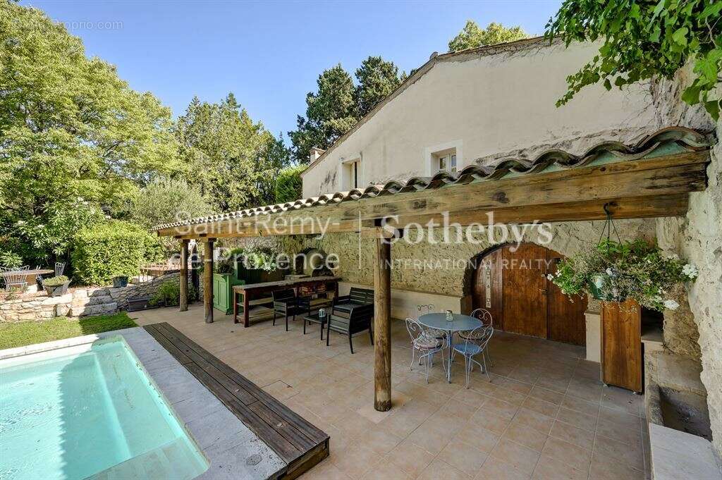 Maison à SAINT-REMY-DE-PROVENCE