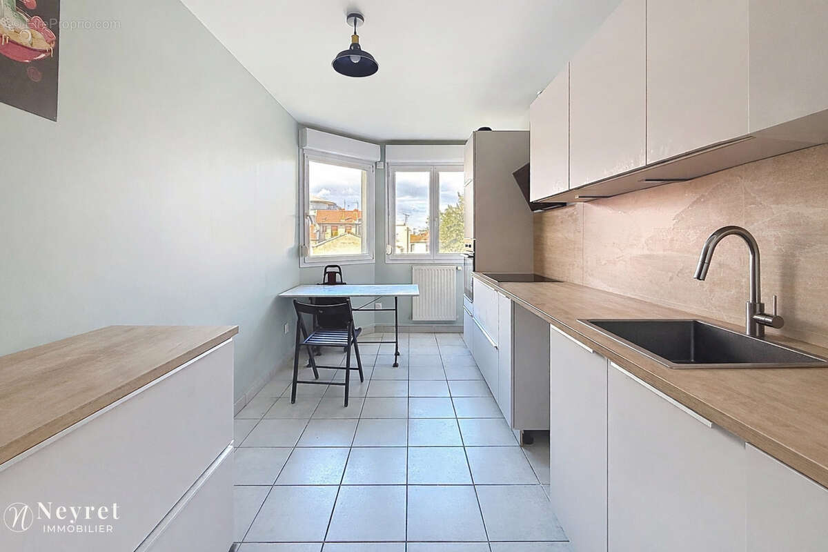 Appartement à VILLEURBANNE