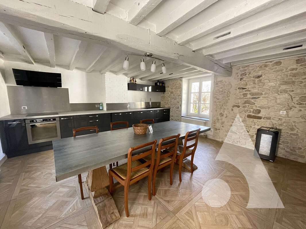 Maison avec terrasse - 4 chambres vieux crepy-en-valois - photo 5